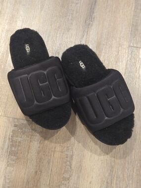 UGG Black Logo Slide Slippers